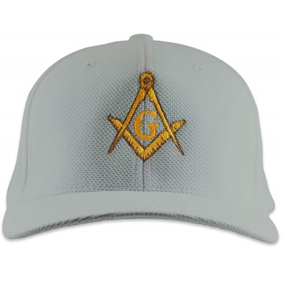 Baseball Caps Gold Square & Compass Embroidered Masonic Flexfit Adult Cool & Dry Piqué Mesh Hat - Silver - CO11S4LN82V $22.65